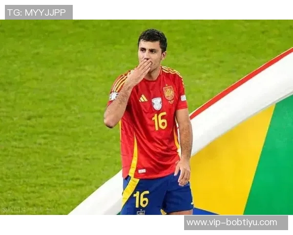 曼城官推庆祝罗德里获金球奖一周年回顾精彩瞬间